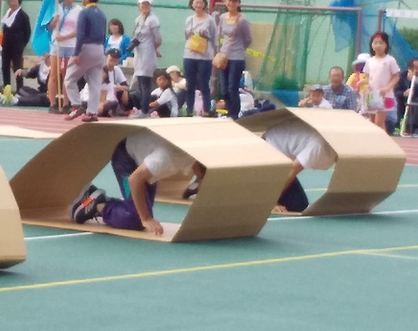 運動会いも虫競技